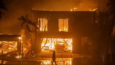 Billy Crystal, Paris Hilton, Adam Brody ve Pek Çok Ünlü İsim Evlerini Yangında Kaybetti haber görseli