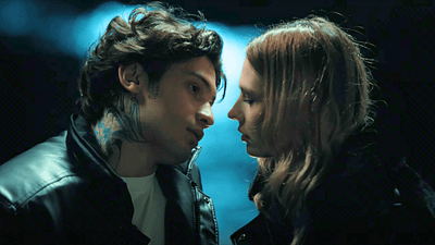 Yerli Gişe: "Aşk Sadece Bir An" Bir Kez Daha Gişenin Zirvesinde! haber görseli