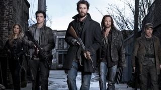 Falling Skies 2. Sezondan Kadro Fotoğrafları ve Yeni Video haber görseli