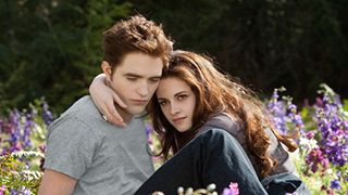 Alacakaranlık Efsanesi: Şafak Vakti Bölüm 2 Serinin En Kısa Filmi Olacak haber görseli