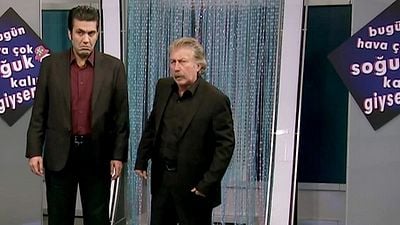 Leyla ile Mecnun'da Bu Akşam: "Bugün Hava Çok Soğuk Kalın Giysen?" haber görseli