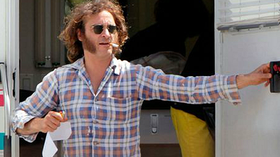 Inherent Vice Filminden Yeni Bir Kare Daha Yayınlandı! haber görseli