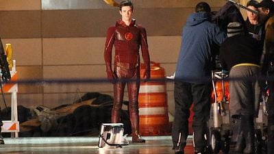 The Flash ve Arrow'dan Yeni Bir Ortak Bölüm mü Geliyor? haber görseli