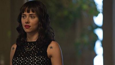 Scarlett Johansson, Canavarın Kucağında! haber görseli