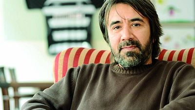 Zeki Demirkubuz'dan Basına "Bulantı" Açıklaması haber görseli