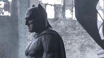 Batman v Superman: Adaletin Şafağı'ndan Yeni Görsel Yayınlandı! haber görseli