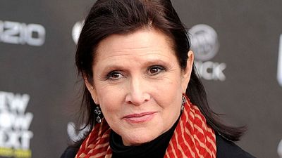 Carrie Fisher Kalp Krizi Geçirdi! haber görseli