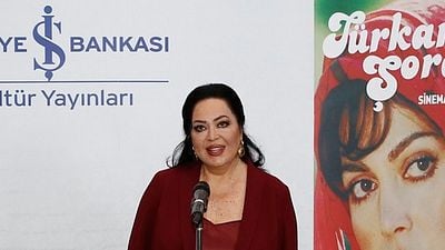 Türkan Şoray’ın Beyazperde Anılarını Kaleme Aldığı Sinemam ve Ben Kitabı Çıktı! haber görseli