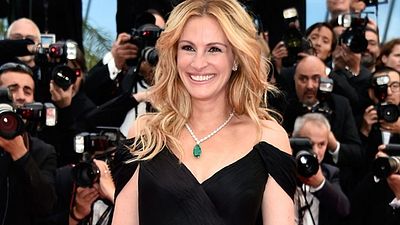 Julia Roberts 2017'nin En Güzel Kadını Seçildi! haber görseli