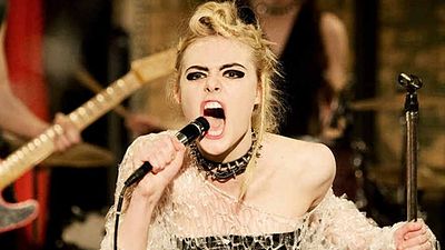 Neil Gaiman Uyarlaması "How to Talk to Girls at Parties"e İlk Bakış! haber görseli