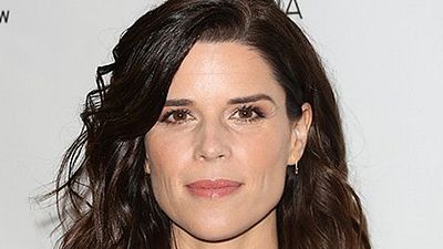 Neve Campbell Dwayne Johnson'ın Skyscraper Filmine Katıldı! haber görseli