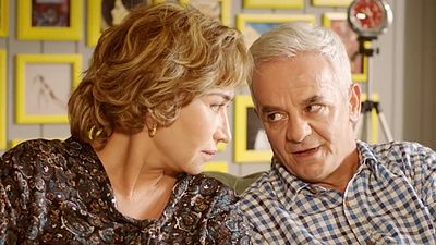 Demet Akbağ'lı Komedi "Görevimiz Tatil"den İlk Fragman! haber görseli