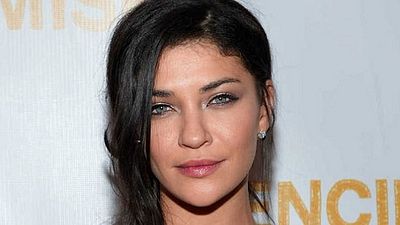 Jessica Szohr ‘The Orville’in 2. Sezonuna Katıldı haber görseli