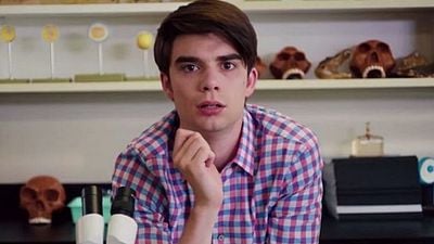"Alex Strangelove" ile Bir Kişisel Keşif Yolculuğu! haber görseli