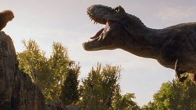 T-Rex ile Ormanların Kralı Karşı Karşıya! haber görseli