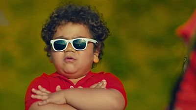 "Müsaadenizle Büyükler"den Fragman Var! haber görseli