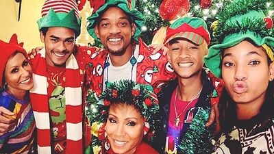 Ünlülerden Rengarenk Noel Arifesi Kutlamaları! haber görseli