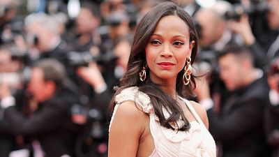 Zoe Saldana, Casey Affleck'in Yapımcı Olduğu 'Fencer'da Rol Alacak haber görseli