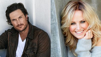 Oliver Hudson ve Malin Akerman, CBS Komedisi 'Three of Us'a Katıldı