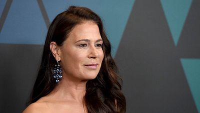Altın Küre Ödüllü Maura Tierney, Jeff Daniels'lı "Rust"ın Kadrosunda! haber görseli