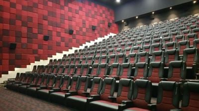 Coronavirüs Sebebiyle Sinema Salonları Bir Süreliğine Kapatıldı