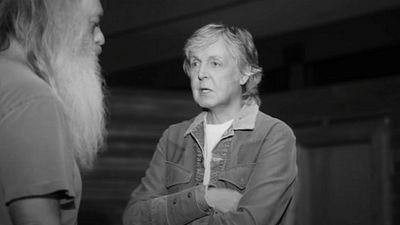 The Beatles'ın Yıldızı Paul McCartney'i Anlatan "McCartney 3,2,1"dan Fragman! haber görseli