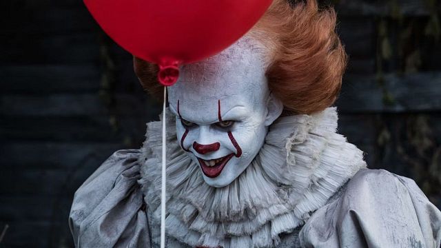 Bill Skarsgard “It” Prequel Dizisi İçin Pennywise Rolüne Geri Dönüyor! haber görseli