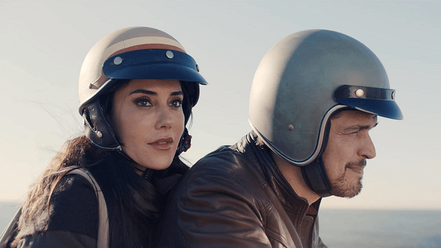 Lizbon Sokaklarında Yeni Bir Başlangıç: Cansu Dere'li "Portekiz Aşkı" Vizyon İçin Gün Sayıyor! haber görseli