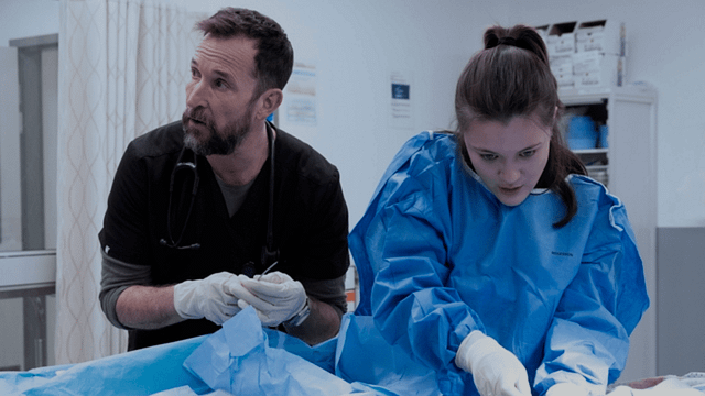 Emmy Yarışında Platformlar Çarpıştı: Zirve HBO Max'in Oldu! haber görseli
