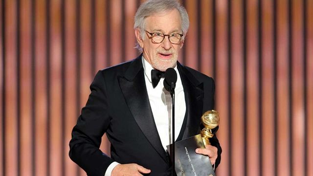 Steven Spielberg Televizyona Göz Kırpıyor!