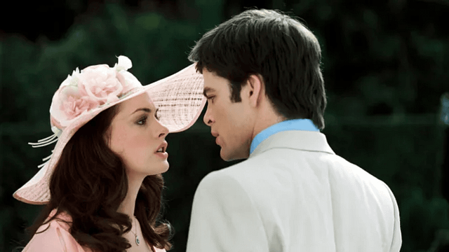 Anne Hathaway, Sevilen Serinin Devam Filmi İçin Müjdeyi Verdi haber görseli