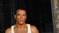Aşık JCVD haber görseli