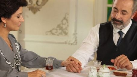 İclal Aydın 'Ben Onu Çok Sevdim'de Neden Yok? haber görseli