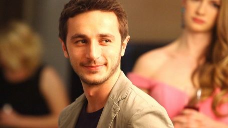 Merhamet’e Yeni Oyuncu Ahmet Rıfat Şungar haber görseli