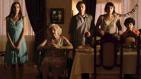 Uçan Süpürge'de Bu Yılın 'Genç Cadı'sı Kim Olacak? haber görseli