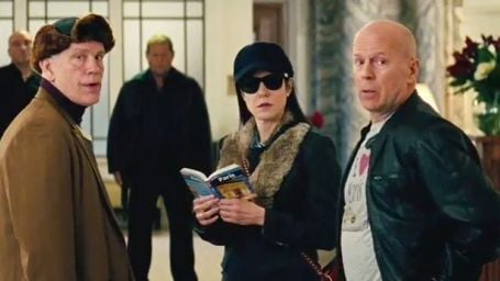 Red 2 Filminden 5 Yeni Klip haber görseli