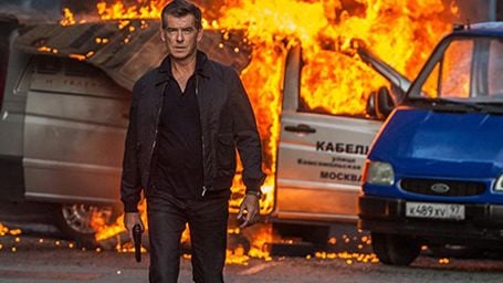 November Man Filminden Pierce Brosnan'a İlk Bakış! haber görseli