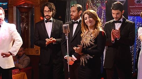 Ulan İstanbul’da Bu Akşam: Çete Tam Kadro Pavyonda haber görseli