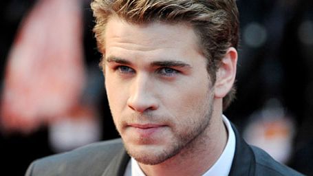 Liam Hemsworth Uzaylıların Peşinde! haber görseli