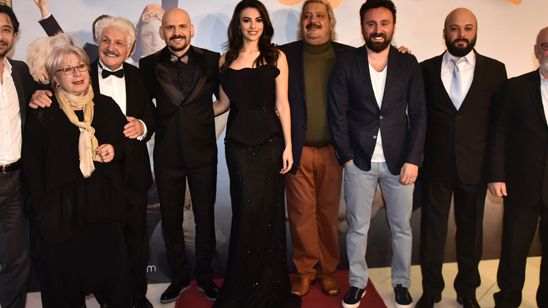Güvercin Uçuverdi Filminin Galasına Ünlü Akını! haber görseli