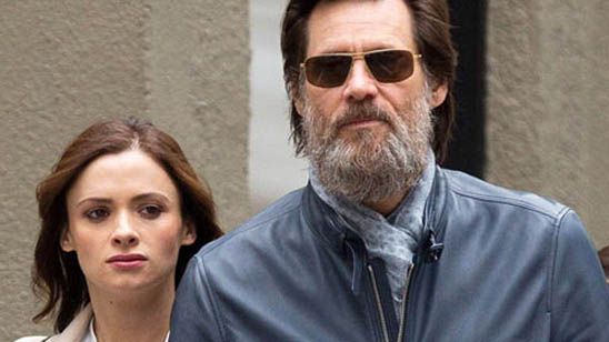 Jim Carrey’nin Eski Sevgilisi İntihar Etti! haber görseli