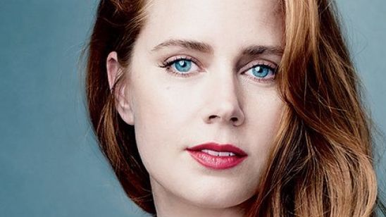 Amy Adams’lı Sharp Objects Kanalını Buldu haber görseli