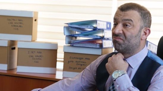 Yanlış Anlama Filminde Şevket Çoruh Sete Girdi! haber görseli