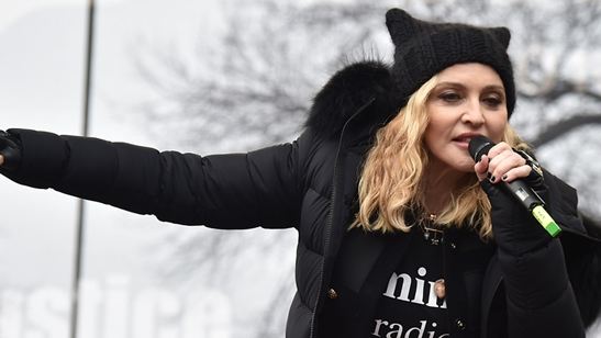 Madonna, 'Blonde Ambition' Biyografisine Karşı Çıktı!