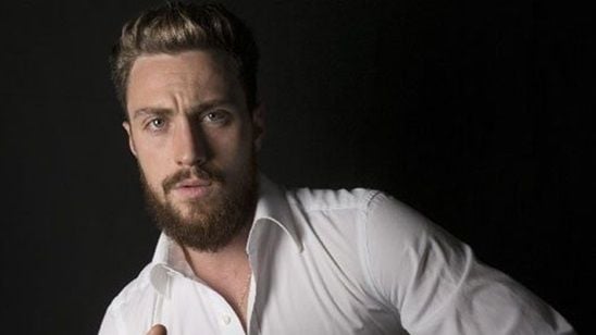 Aaron Taylor-Johnson “Outlaw King” Ekibine Katıldı! haber görseli