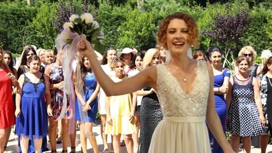 "Damat Takımı"nda Çiçek Telaşı! haber görseli