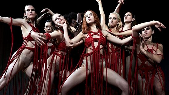 "Suspiria" Klibinde Tilda Swinton'ın Eğitim Metodları... haber görseli