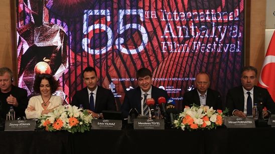 Türkiye’nin Oscarları, Antalya Film Festivali’nde Dağıtılacak! haber görseli