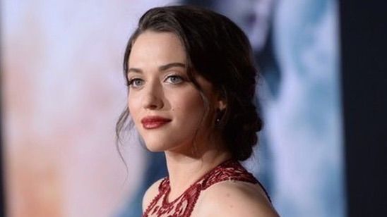 Kat Dennings ‘Dollface’ ile Ekrana Geri Dönüyor haber görseli