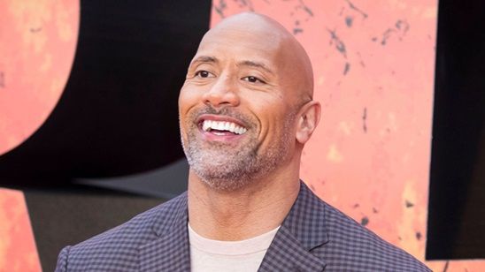 Dwayne Johnson ve Gal Gadot’lu “Red Notice” Beş Ay Ertelendi! haber görseli